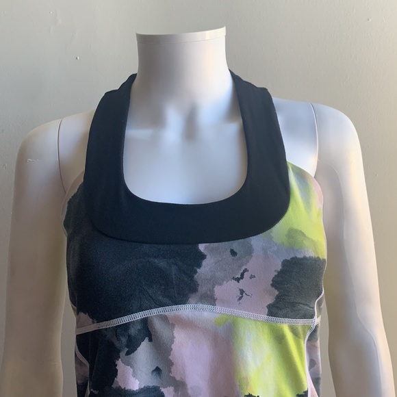 Lululemon Scoop Neck Tank Sz 8 - Picture 2 of 7